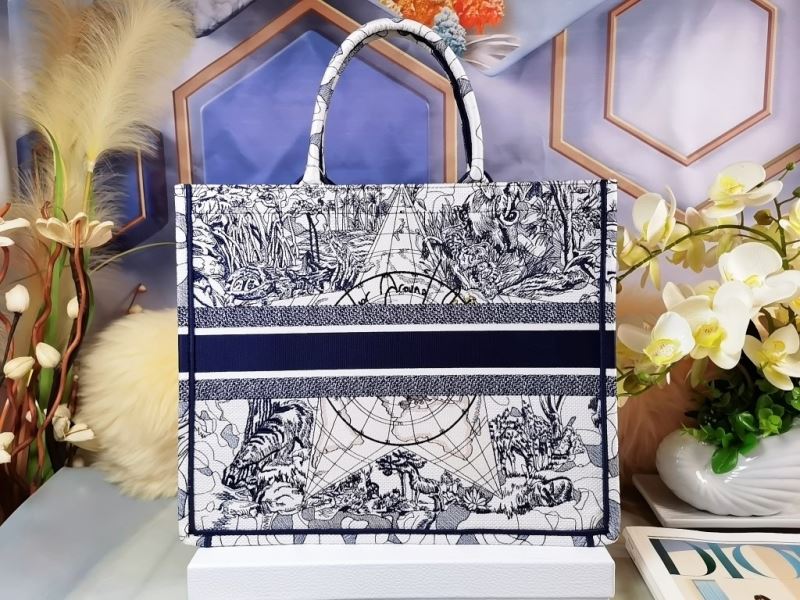 Christian Dior Shopping Bags